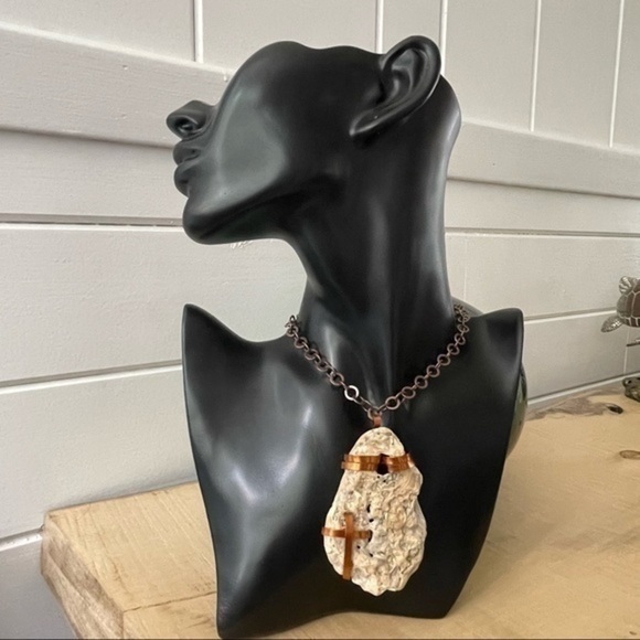 Handmade Shell & Copper Cross Statement Necklace 19.75” Coastal NWT - Picture 5 of 7